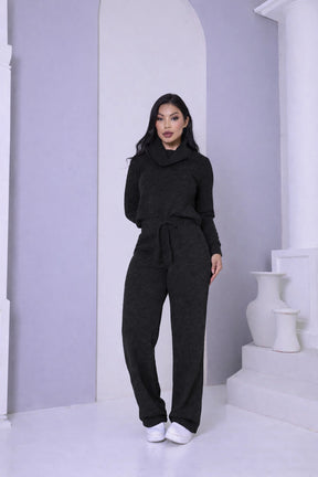 Conjunto Monique em Malha Tricot Rib Premium | Casaco Gola Alta + Calça Confort
